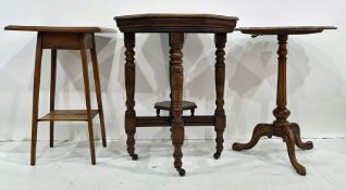 Mahogany centre table with moulded shaped edge, turned and fluted column to three cabriole legs, two