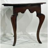Possibly late 18th/early 19th century oak centre table, the circular top on three cabriole legs