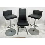 Four modern Rolf Benz breakfast bar chairs and two matching dining chairs (6)