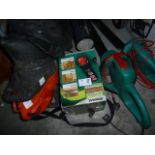 Two Bosch electric hedge trimmers, a Ronseal electric power sprayer, an electric garden vac and a
