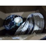 Various blue and white plates and other ceramics (1 box)