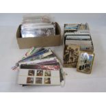 Collection of mixed postcards on various subjects, mainly modern (3 boxes)