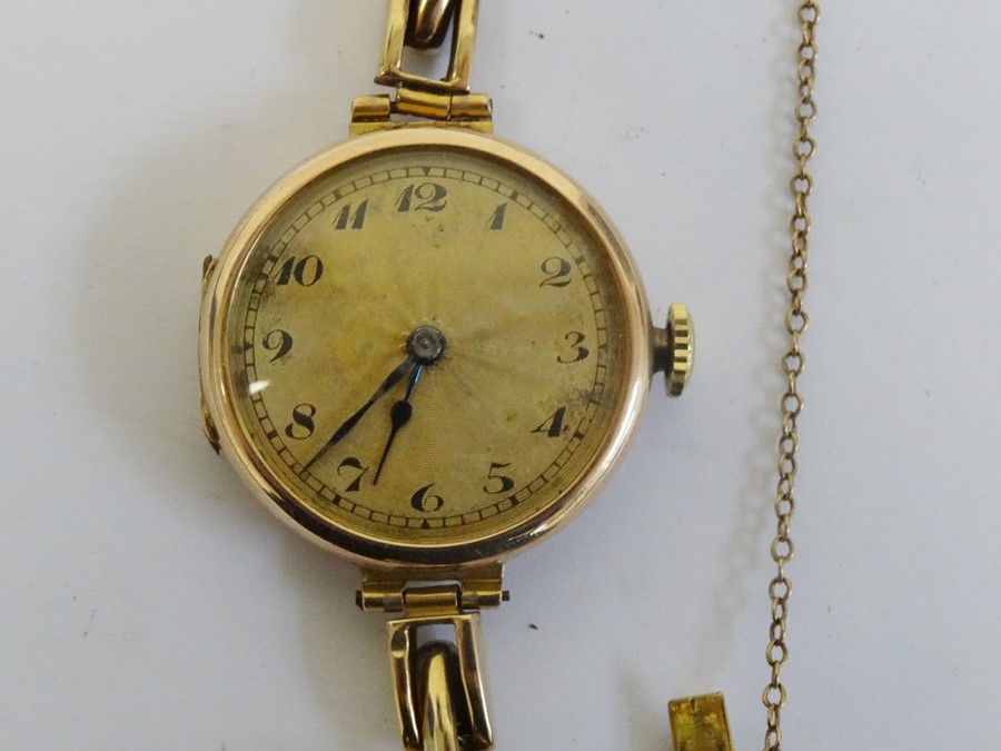 Gold-coloured lady's wristwatch with Arabic numerals to the dial - Image 2 of 2