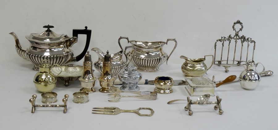 Quantity of silver plate to include teapot, sauceboat, milk jug, dishes, sugar nips, etc