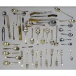 Quantity of plated flatware and servers (1 box)