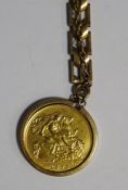 1982 half sovereign on 9ct gold three-bar bracelet, bracelet 6g approx