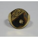 Gent's 9ct gold signet ring set with small white stones, 4.6g (boxed)Condition ReportThis is ring