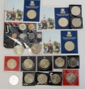 Assorted coins to include £5 commemorative coins, 1995 £5 coin, Falkland Islands crown, European