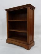 20th century open bookcase, bracket feet, 83 x 100cm