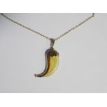 WITHDRAWN - 9ct gold claw-mounted pendant on 9ct gold chain, 3.8g approx in total