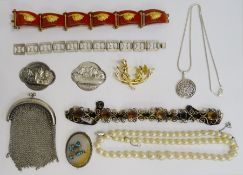 Quantity of costume jewellery to include agate and turquoise oval brooch, Indian brass box and other