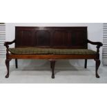 George III oak settle, originally from St George's Hospital, Hyde Corner waiting room Condition
