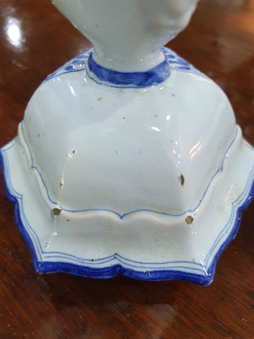 Pair of 18th century Dutch Delft vases with covers of hexagonal baluster form, the domed covers with - Image 44 of 45