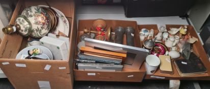 Various collectables to include Goss ware, photograph frames, EPNS posy vases, ceramics, etc (3