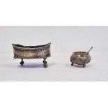 Early 20th century silver salt, oval, beaded border with pierced rim, engraved decoration, on claw