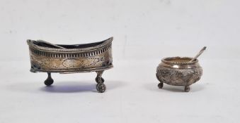 Early 20th century silver salt, oval, beaded border with pierced rim, engraved decoration, on claw