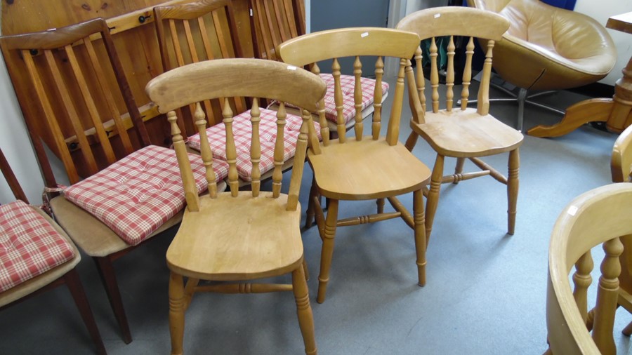 Nine assorted beech framed chairs (9) Condition ReportThe chairs are generally good condition with - Image 3 of 5