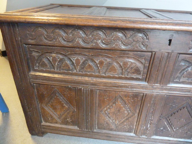 18th century and later blanket chest with four-panelled top, carved front panels and fluted front - Image 4 of 4