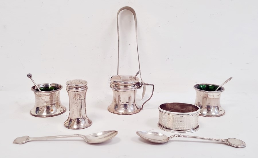 Early 20th century silver four-piece cruet set of plain form, Birmingham 1915, makers CF*F, with