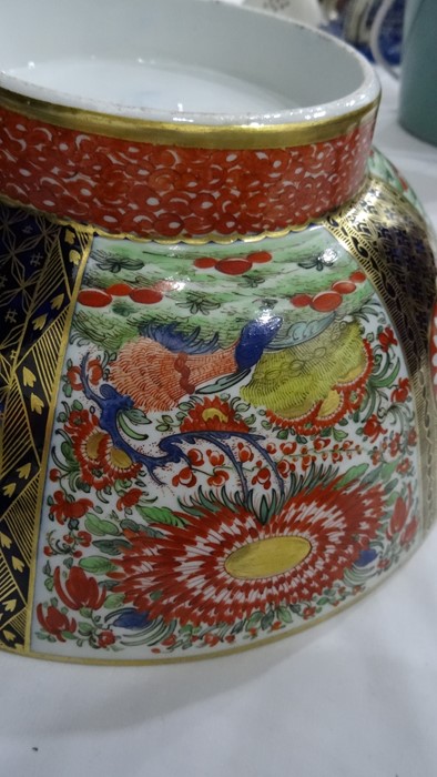 Chamberlains Worcester Imari decorated bowl, 27cm diameter and a 19th century Satsuma vase (damage - Image 10 of 13