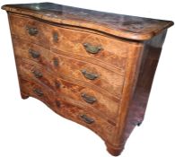 18th century Italian walnut and marquetry inlaid serpentine-front commode, the crossbanded top