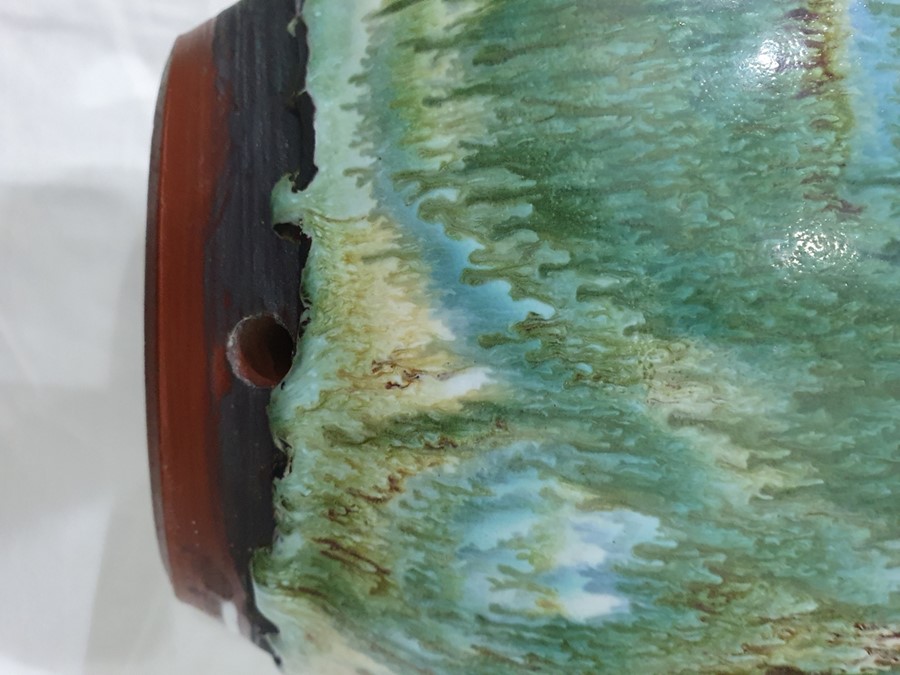 20th century studio pottery Pru Green Alvingham pottery vase, drilled with a hole for conversion - Image 6 of 23