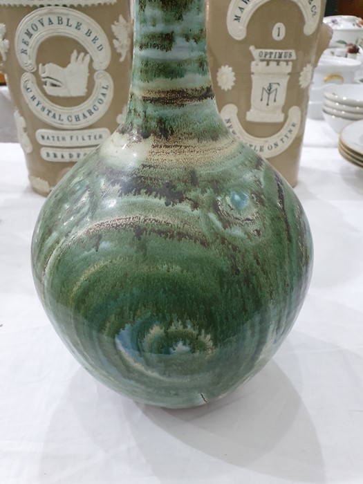 20th century studio pottery Pru Green Alvingham pottery vase, drilled with a hole for conversion - Image 3 of 23