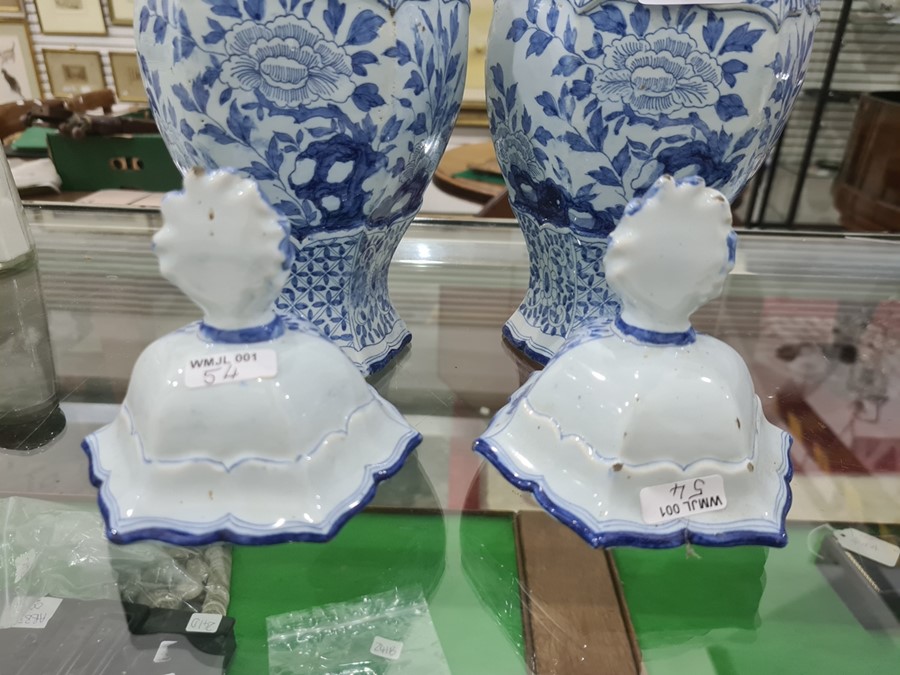 Pair of 18th century Dutch Delft vases with covers of hexagonal baluster form, the domed covers with - Image 4 of 45