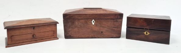 Mahogany rectangular medicine box, the lid enclosing leather compartment marked 'Edward Gould &