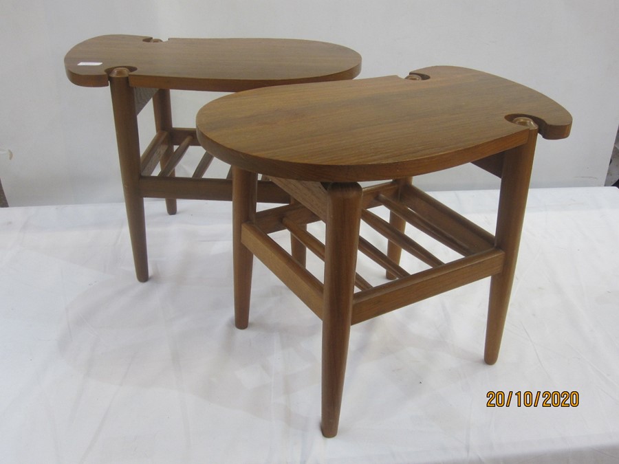 Pair of 20th century oval shaped coffee tables with undershelf, on tapering supports, 50cm approx