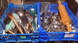 Quantity of assorted stainless steel flatware and kitchen items (2 boxes)