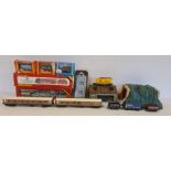 Hornby 00 gauge scale model 0-4-0 tank, no.101, boxed, an Airfix crane, Hornby Railways 'Flying