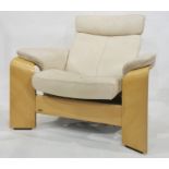 Stressless by Ekorness single armchair in white leather upholstery