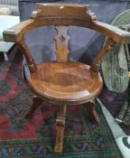 Early 20th century office swivel chair in mahogany