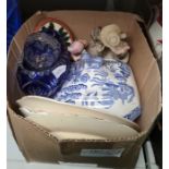 Blue overlay flash glass vase and  small sweetmeat dish, a Willow pattern tureen, lidded, and