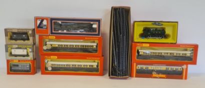 Quantity of Hornby 00 gauge locomotive, tenders and track to include GWR 8751 boxed, R7594-6-0 GWR