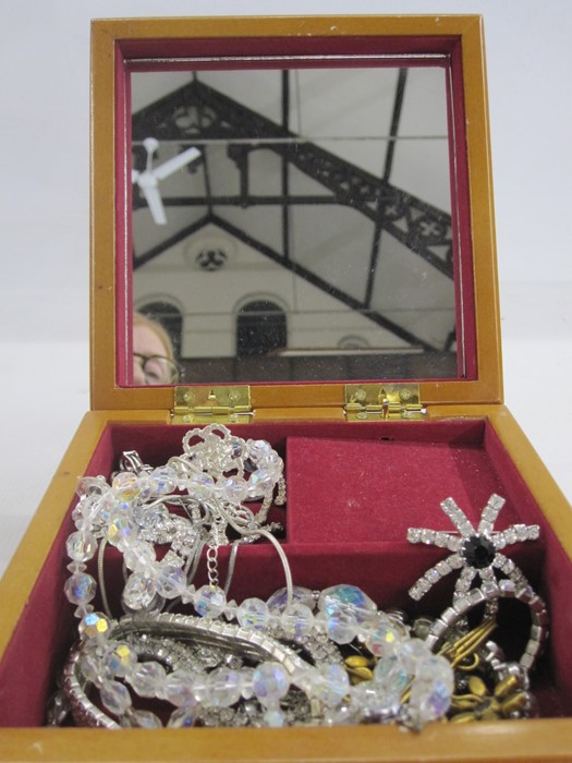 Quantity of costume jewellery to include diamante style bangles and brooches, beaded necklaces, - Image 2 of 2