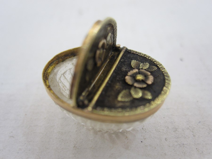 19th century Regency miniature oval gold coloured metal and cut glass lidded box, the gold lid - Image 2 of 2