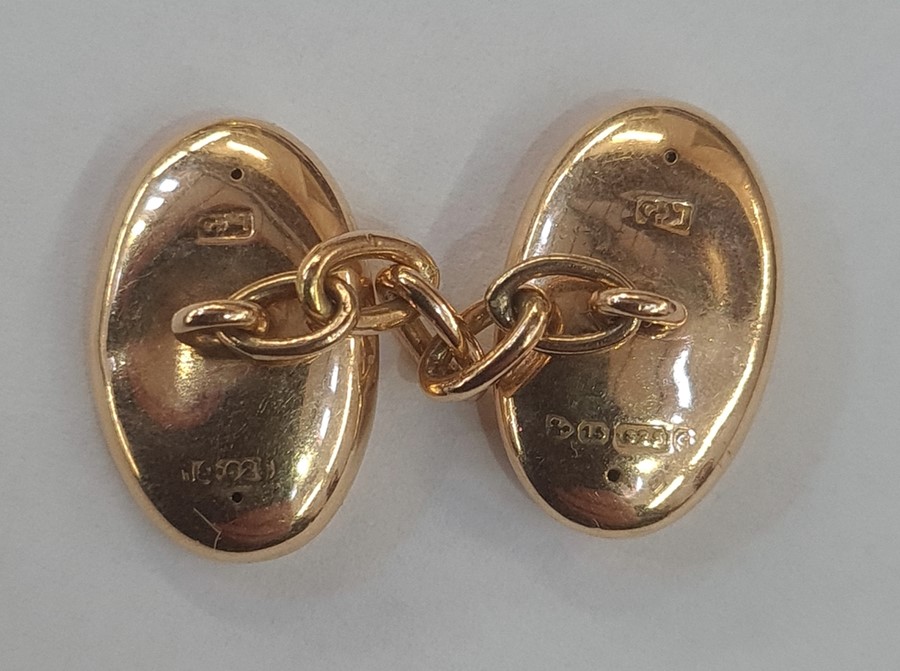 Pair of 15ct gold chain and oval button cufflinks, monogrammed, 7.6g approx (slight damage) - Image 5 of 5