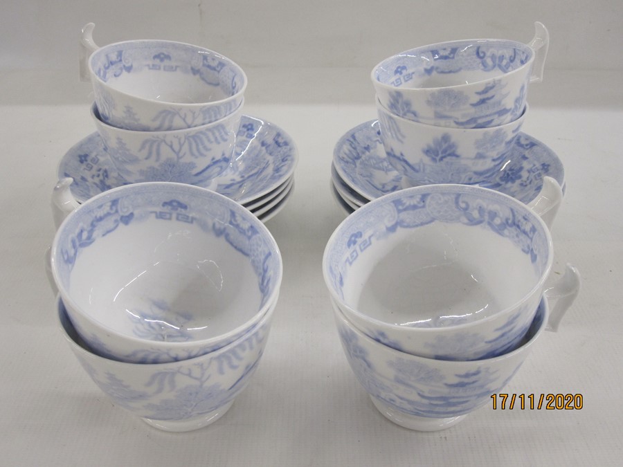 Late Georgian porcelain set of eight cups and saucers, London shape and transfer printed in