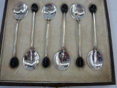 Early 20th century set of six silver teaspoons with coffee bean finials, Birmingham 1929, 1.1ozt