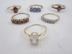 Six 9ct gold stone set dress rings (6)