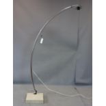 A chrome arch lamp, raised on a marble base, H.172cm