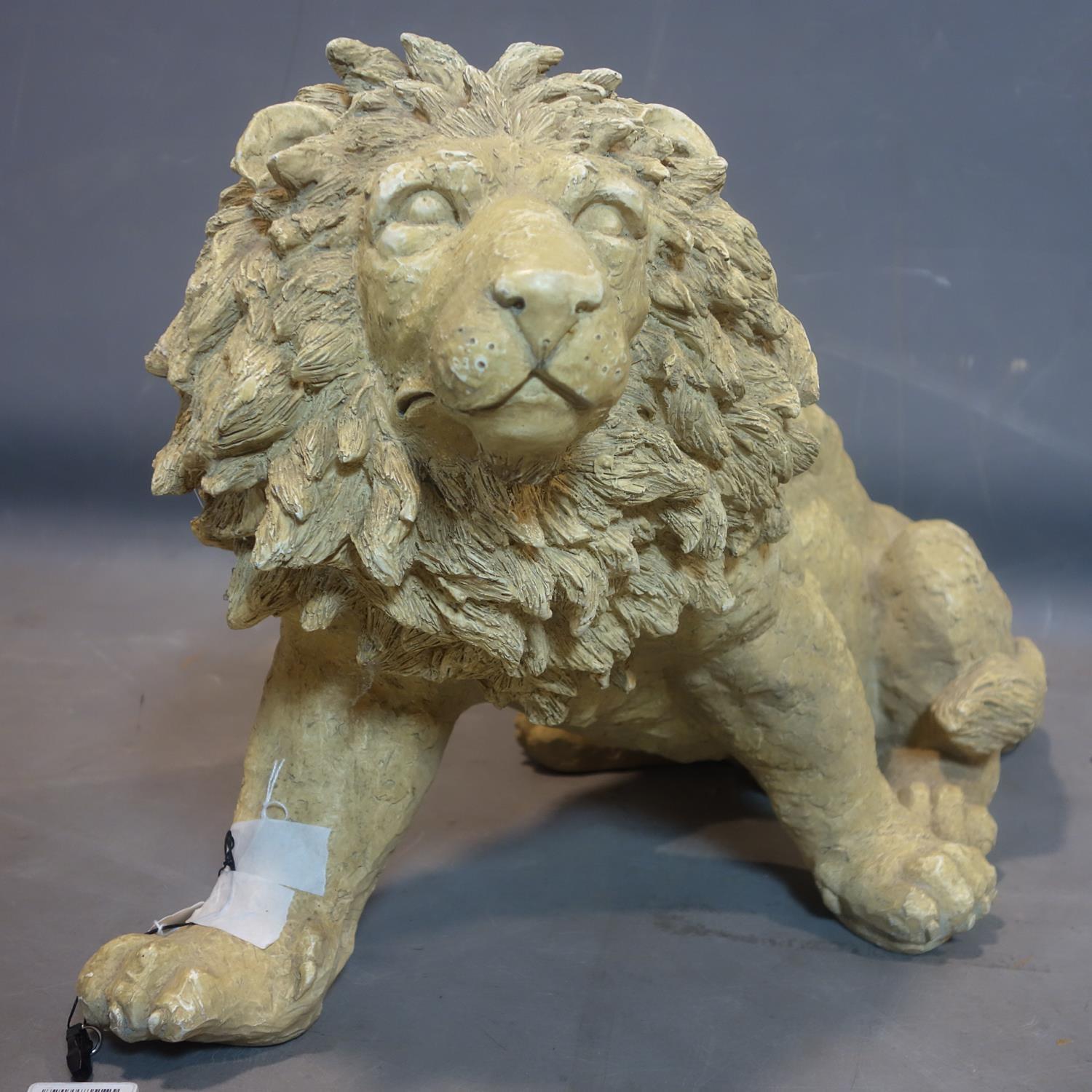 A resin figure of a lion, H.38 W.62 D.32cm - Image 3 of 3