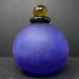 An opaque blue glass scent bottle, with associated yellow glass stopper, H.21cm