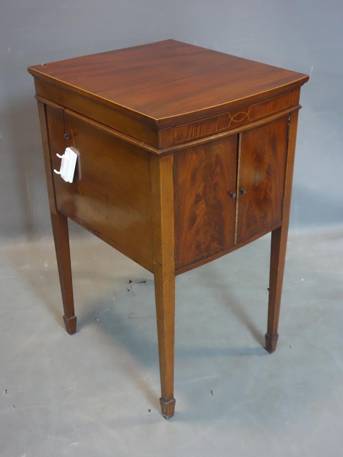 An Edwardian mahogany gramophone cabinet by Aeolian, raised on tapered legs and spade feet, H.91 W. - Image 4 of 4