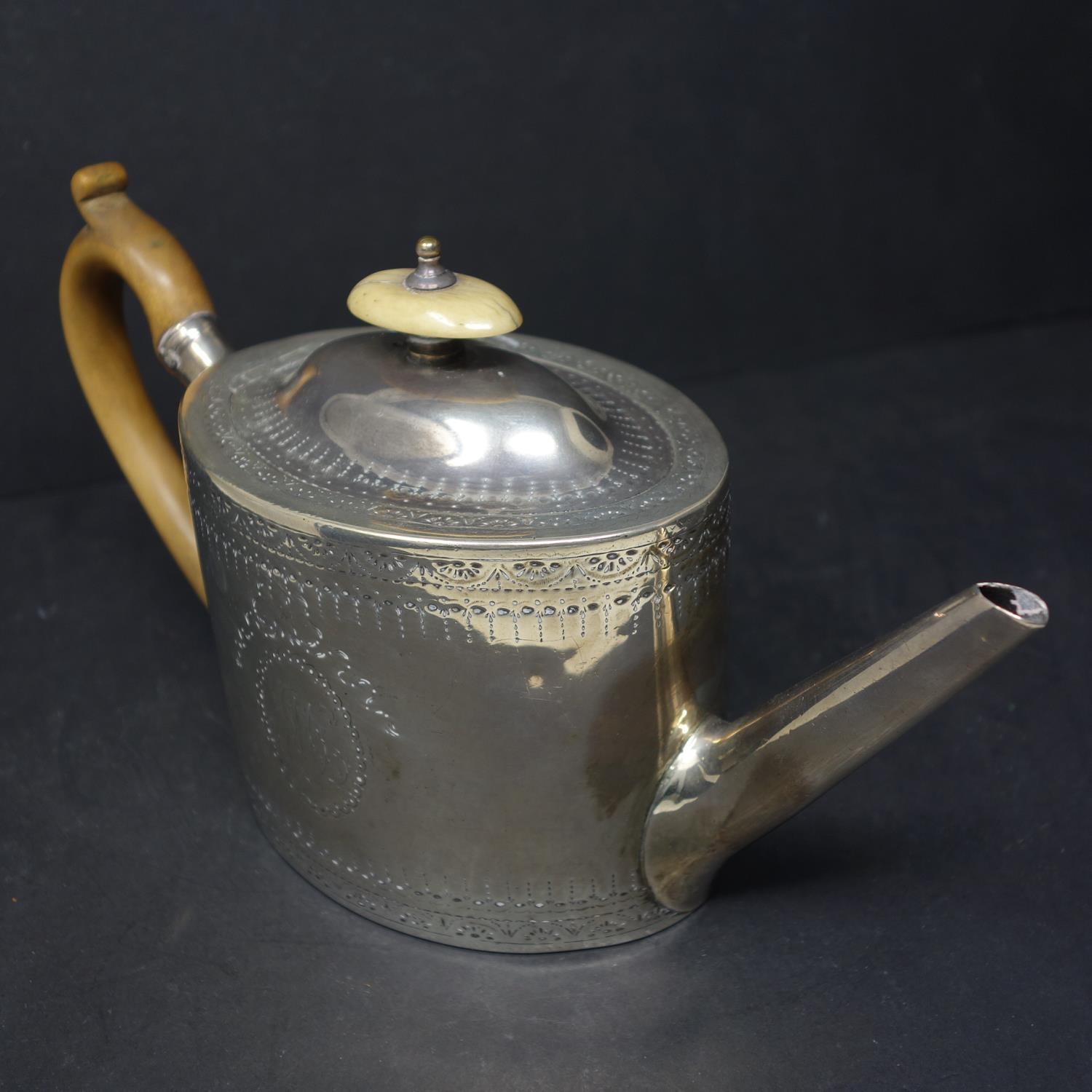 A George III silver tea pot by Charlie Aldrige & Henry Green, dated 1784, 14oz - Image 3 of 5