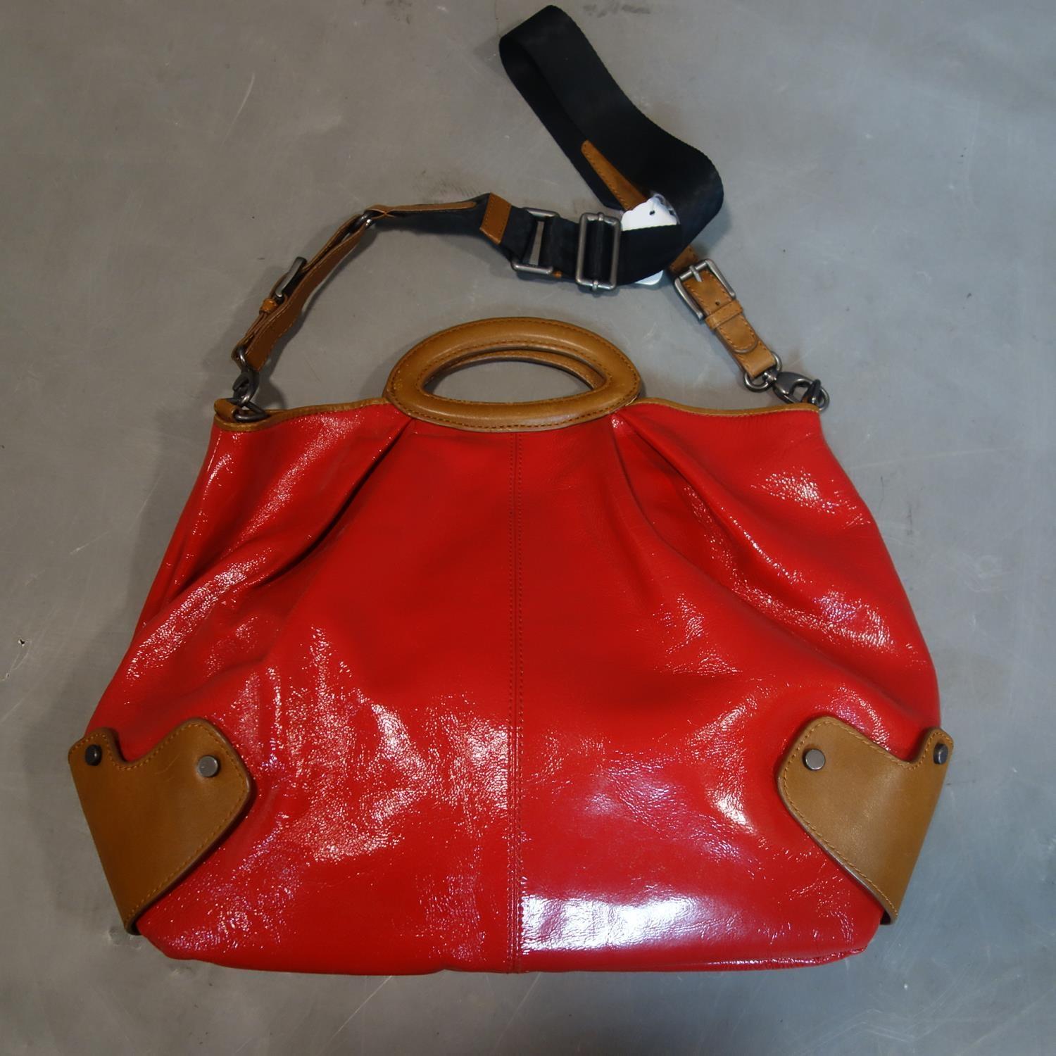 A Marni suede handbag together with a Marni red leather handbag - Image 5 of 5