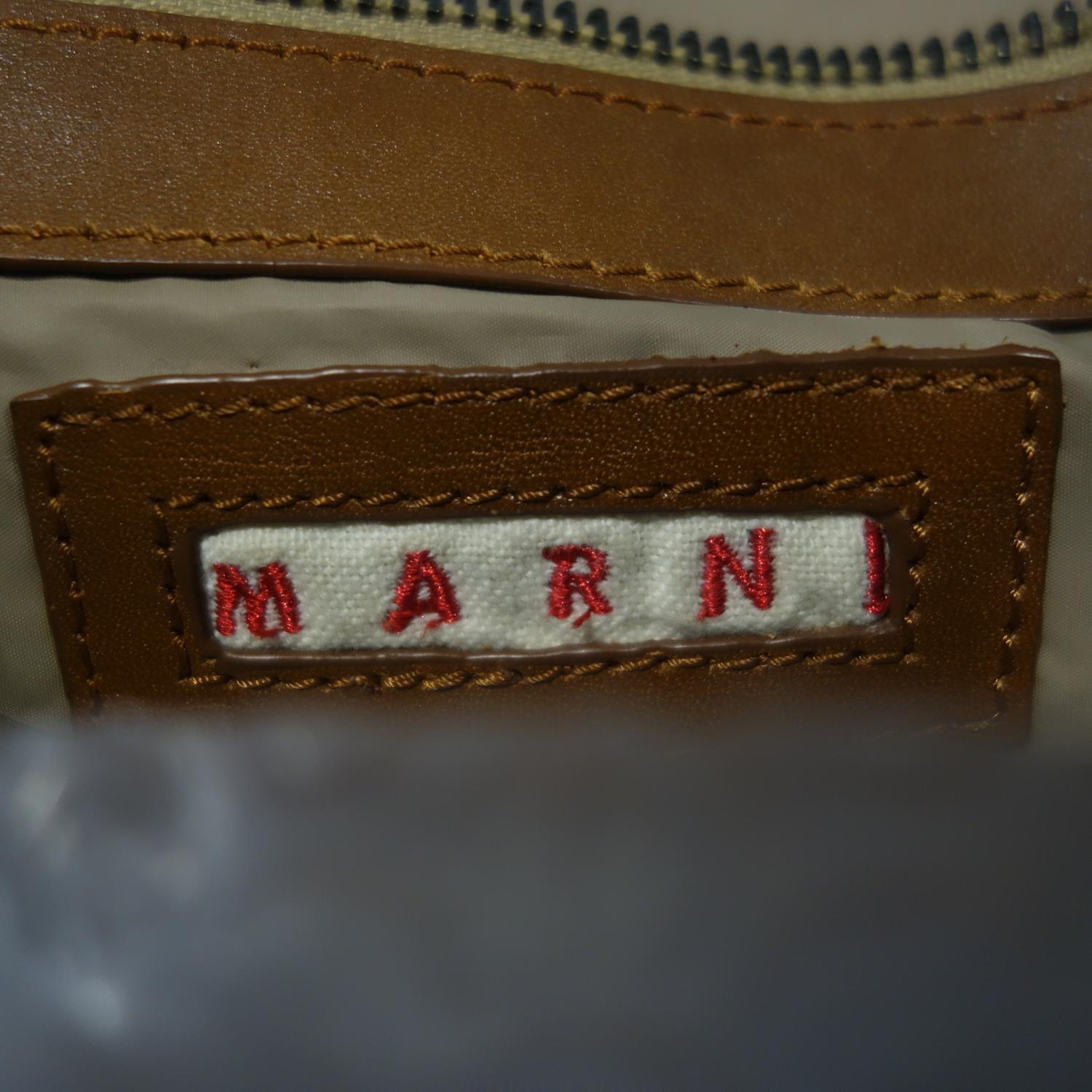 A Marni suede handbag together with a Marni red leather handbag - Image 3 of 5