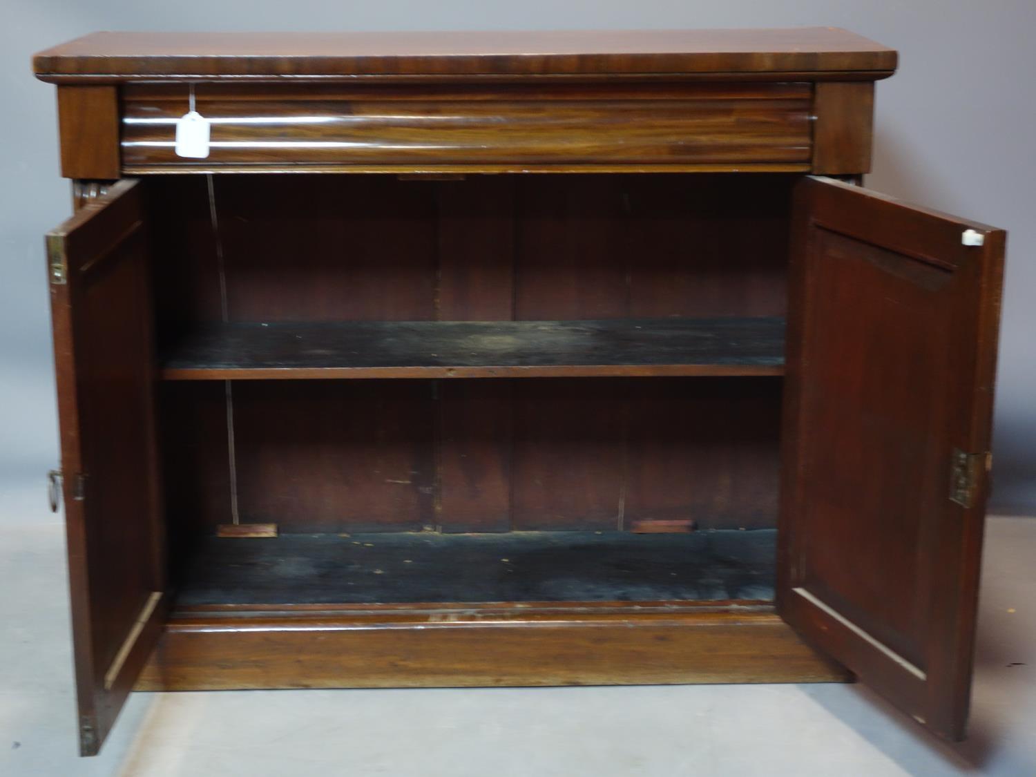 A Victorian mahogany chiffonier, H.86 W.106 D.40cm - Image 2 of 3